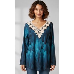 NEW Woman's Printed Lace Trim Rolled Tab Top